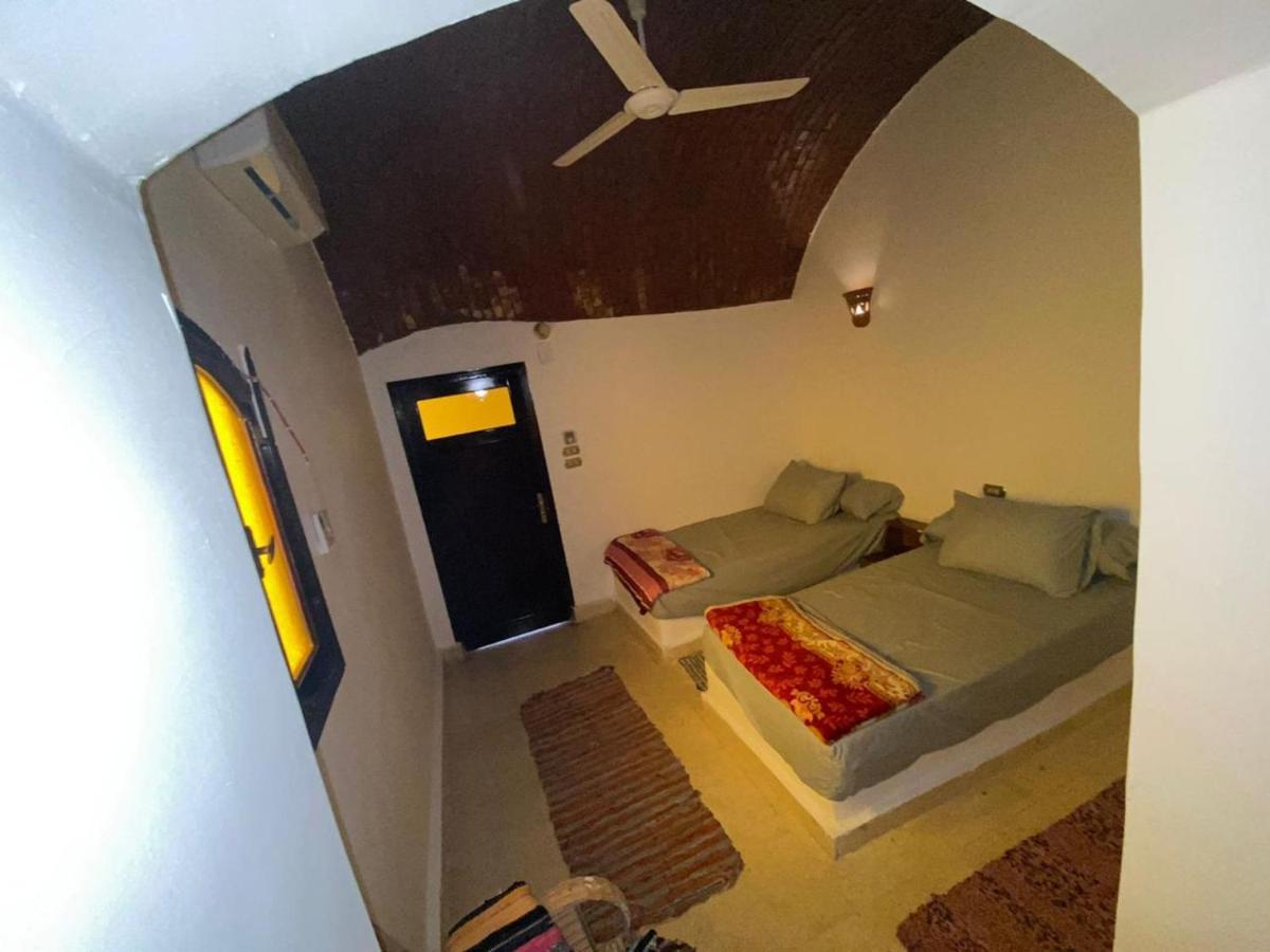 King Kassem Hotel Aswan Buitenkant foto
